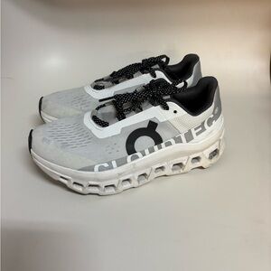 On Size 6.5 ladies Monster white/black worn